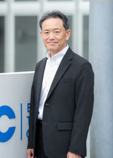 代表取締役社長　長谷川　真